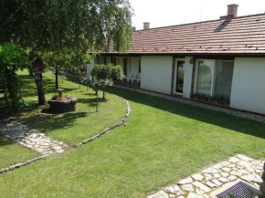 Lázár Apartman